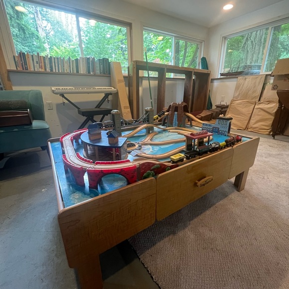 “Imaginarium” Kids Train Set - Picture 1 of 3